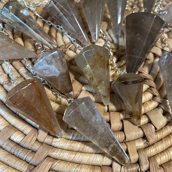 Crystal Pendulum Healing Pointed Pendant Faceted Gemstone Quartz Smoky Clear - Picture 3 of 12